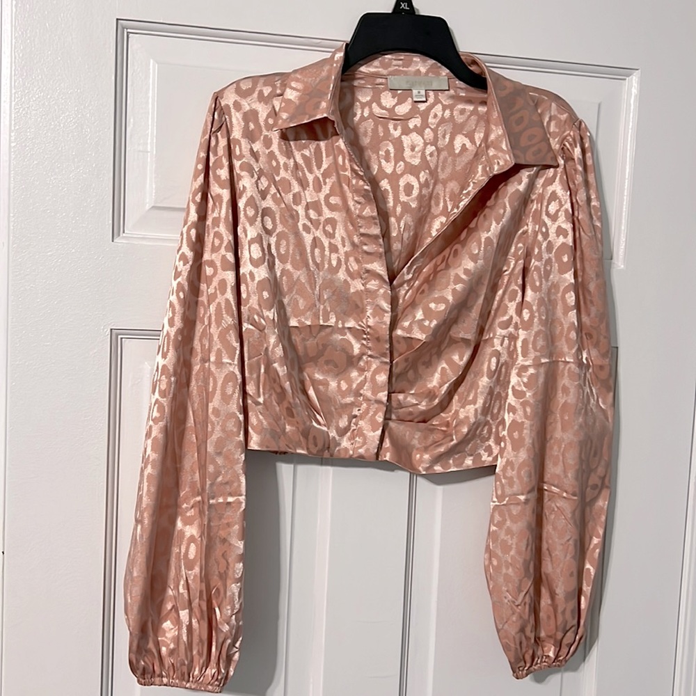 Flat White Brand Cropped Shirt